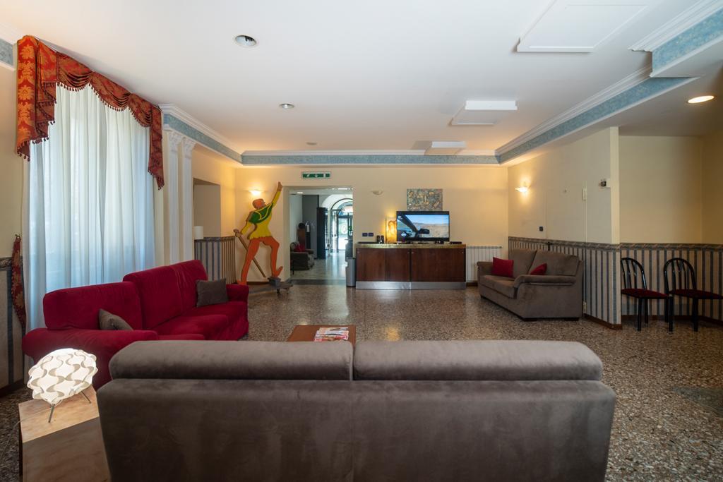 Hotel Italia&Lombardi Montefiascone Eksteriør bilde